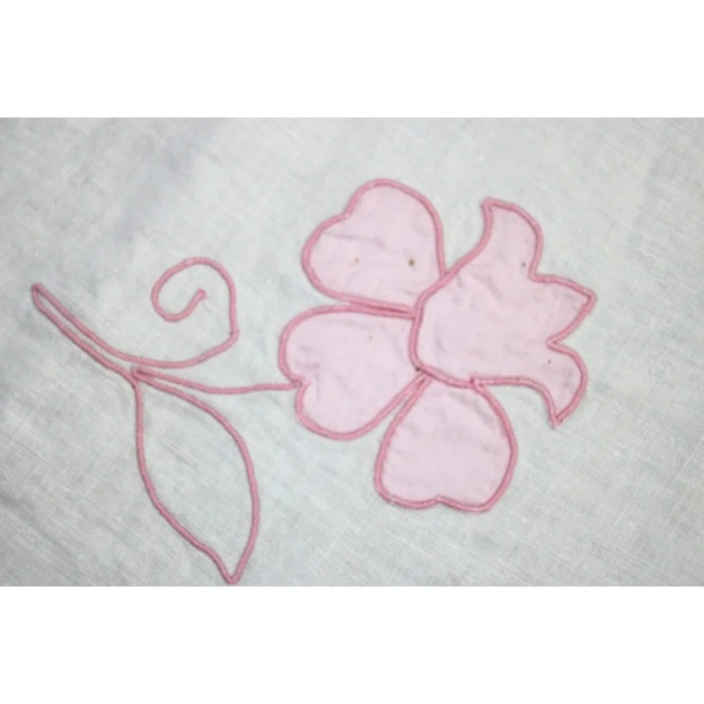Vintage MCM Pink Applique Tablecloth 80x58 Scalloped Edge Retro Cottage